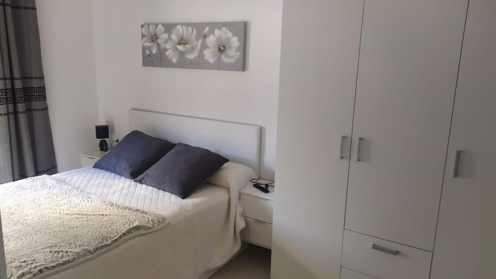 Apartamento Nuevo Con Piscina Y Amplio Balcon Sant Carlos de la Ràpita エクステリア 写真